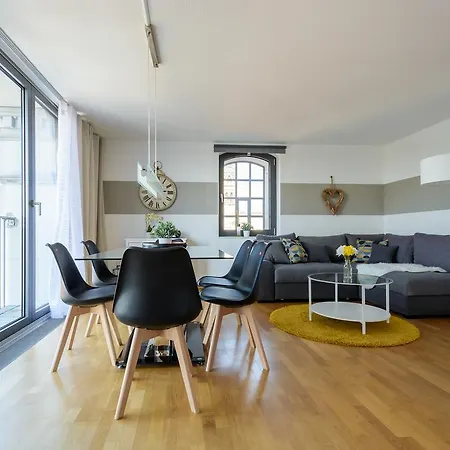 Apartment Boutique Apartments Am Bahnhof